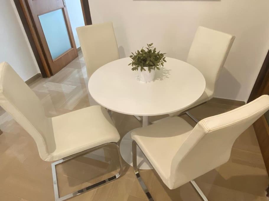 Caesar Apartment Bari Eksteriør bilde